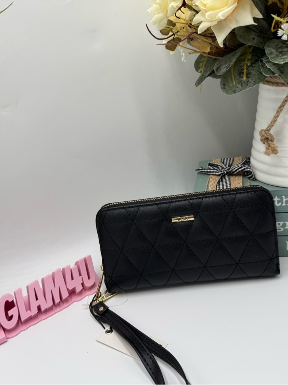 BCBG Black Quilted Triangle Zip Around Wristlet Wallet - NWT
